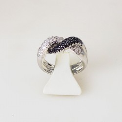 Bague 0,62ct de diamant blanc et noir - or blanc