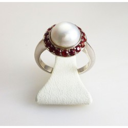 Bague perle et saphirs rose or blanc